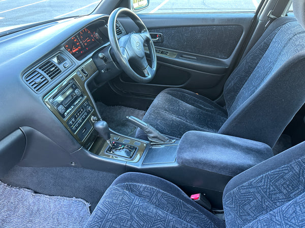 1998 Toyota Cresta Roulant GX100 4AT