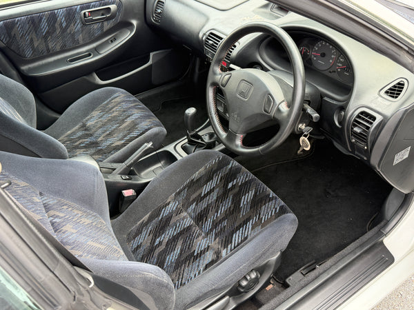 1998 Honda Integra SIR-G 5MT