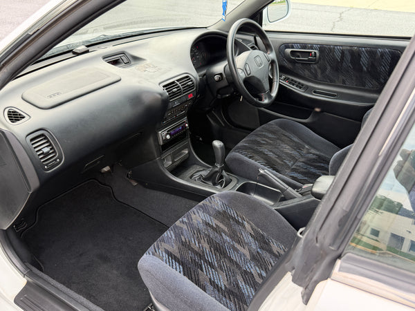 1998 Honda Integra SIR-G 5MT